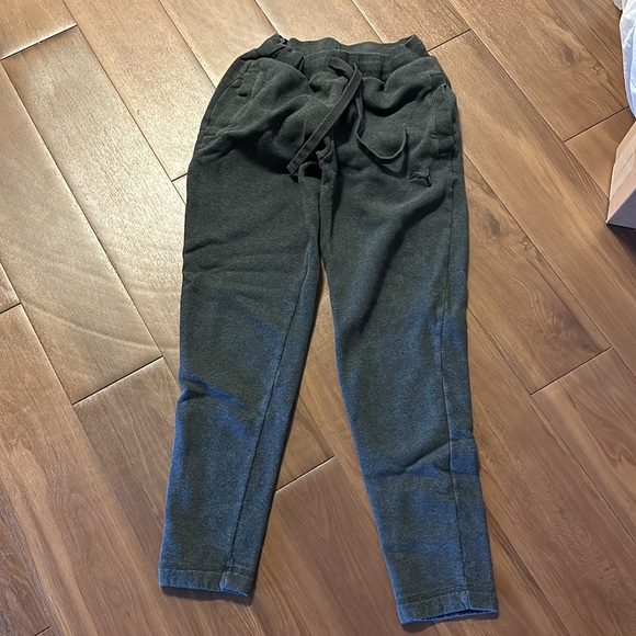 Sweats - Picture 3 of 4